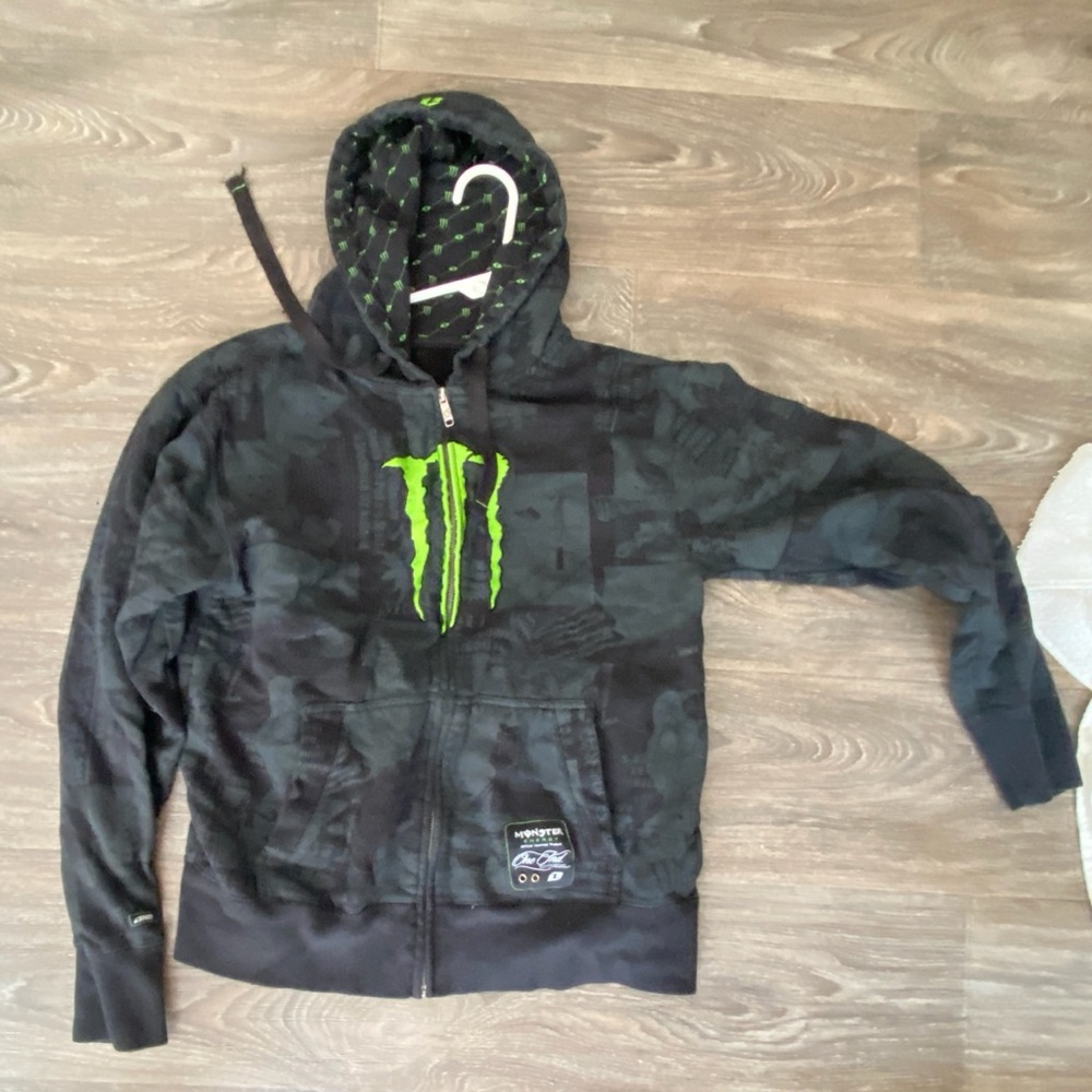 One industry Monster energy hoodie